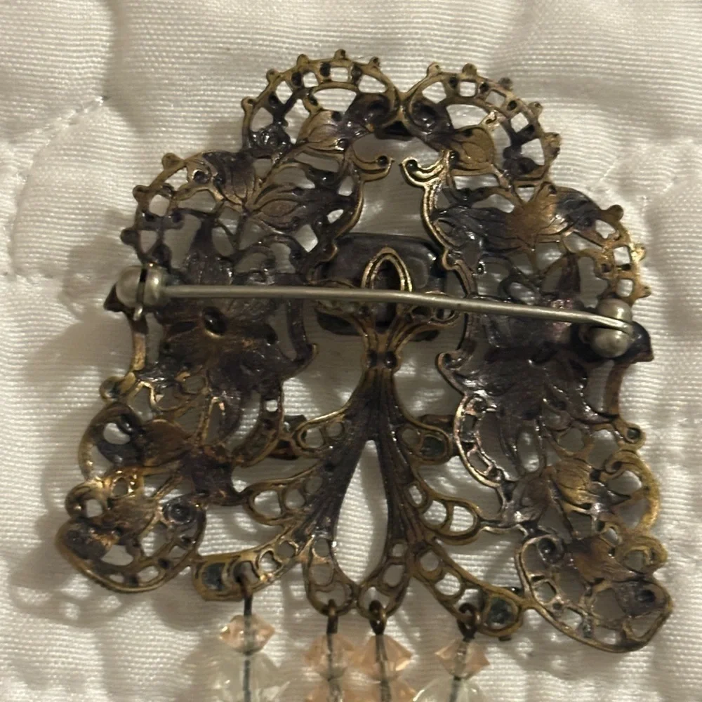 Vintage Brooch with waterfall Crystal Accents